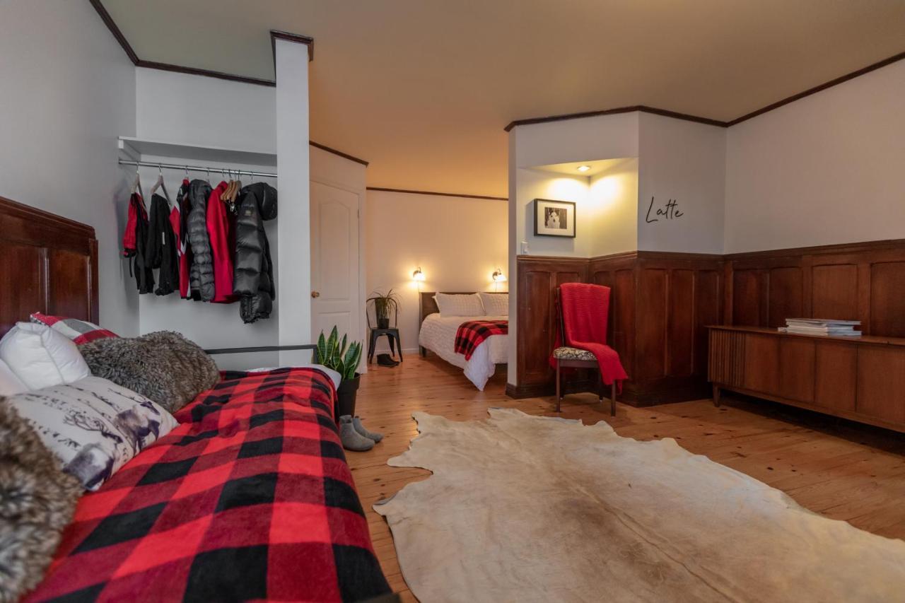 Auberge & Campagne Saint-Ferreol-les-Neiges エクステリア 写真